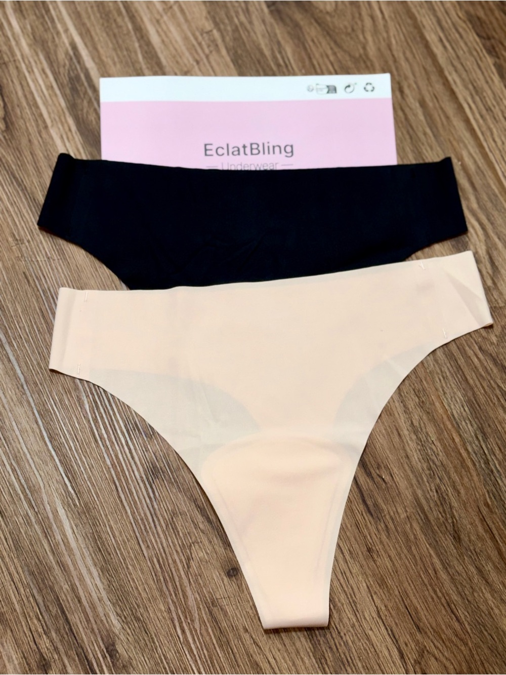 2 Pack Women’s Seamless No Show Bikini Underwear – Black & Nude
